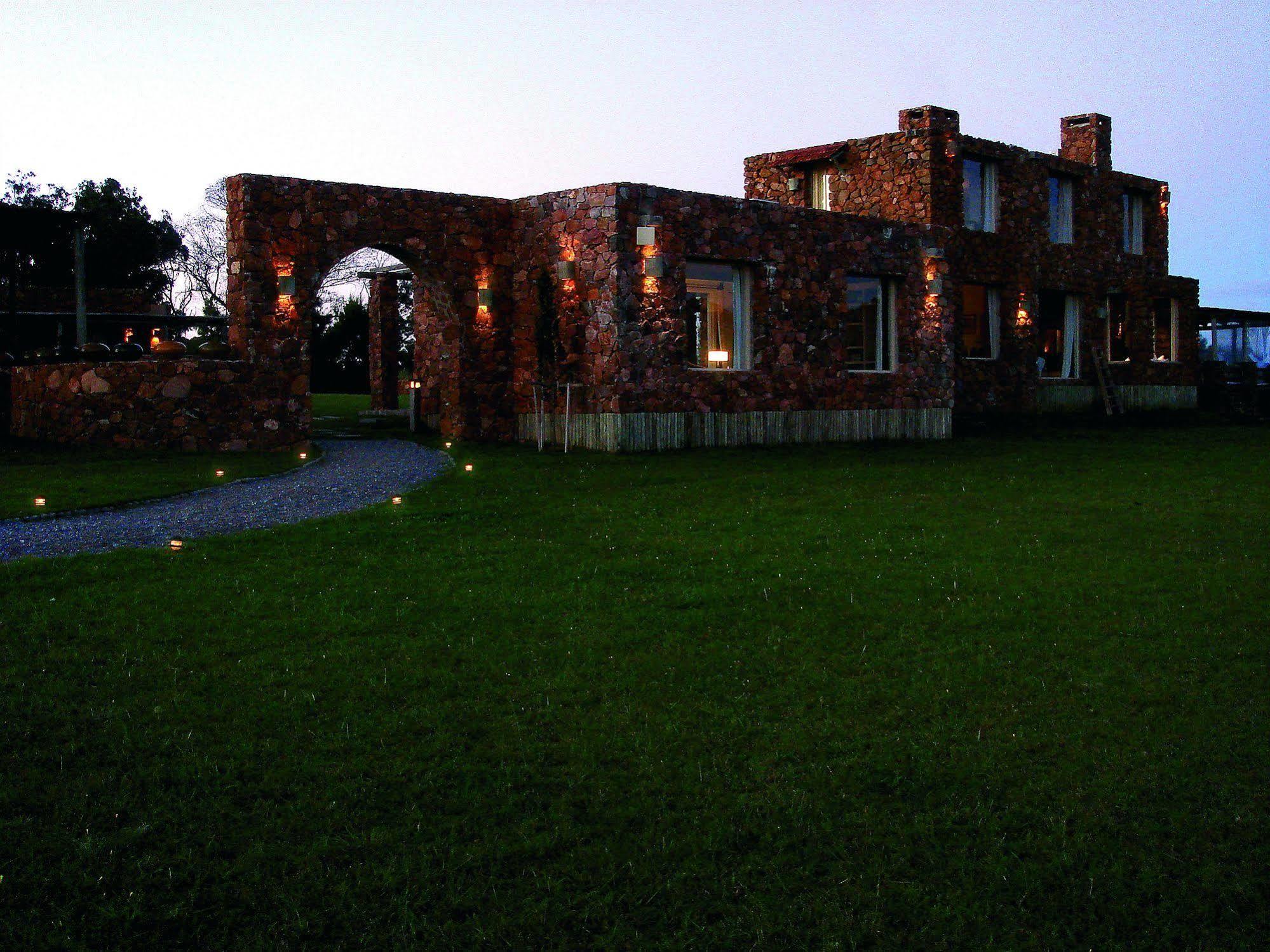 Posada De Piedra ปุนตา เดล เอสเต ภายนอก รูปภาพ